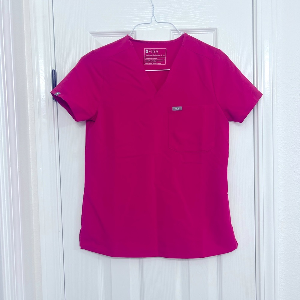Figs set X-small, Ultra Rose. Zamora jogger pants, Catarina 1 pocket scrub top